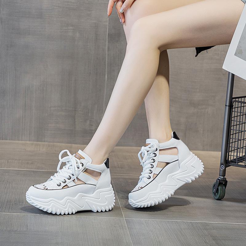 Внутри увеличение 7 см кожаные туфли Daddy женские весенние универсальные туфли на платформе Muffin Rest