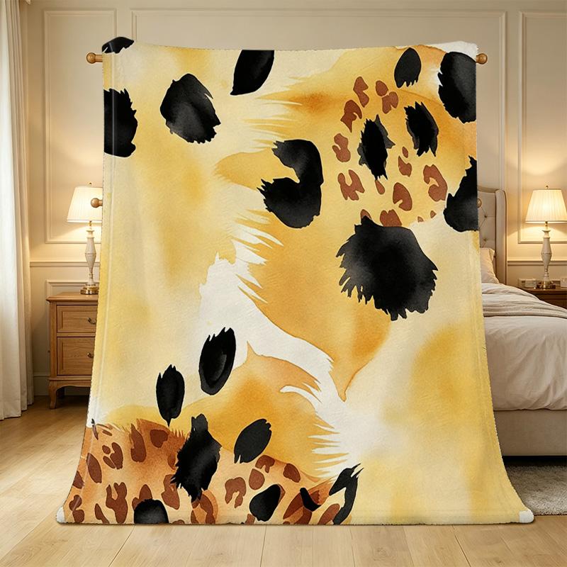 Flannel Throw Blanket, Leopard Print Soft Skin-Friendly Warm Blanket with Edge Binding, Cozy Home Decor for Sofa Napping, Christmas & Halloween