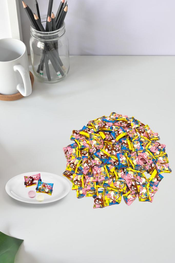 Cuppy Ramune Kakudai Treasure 111 Standard Perfect As a Small Gift or Present for Birthdays 3-Flavor Assortment, Confectionery, Box, Approx. 333g,