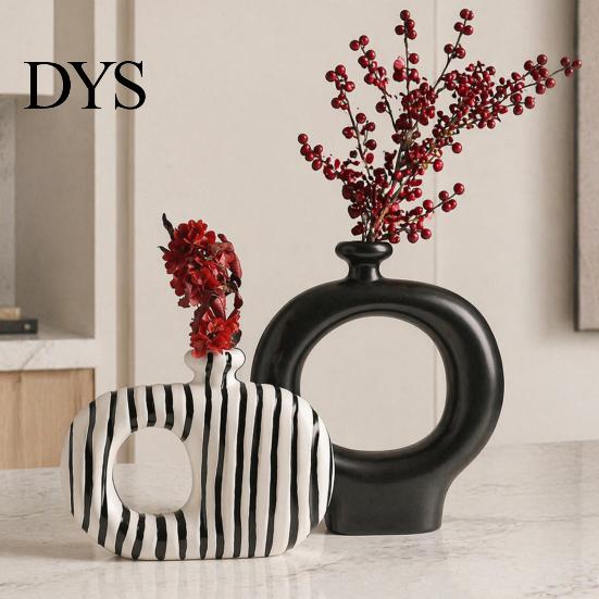 Artistic Hollow Rope Vase Minimalist Resin Flower Vase, Circle Art Modern Floral Dried Arrangement Holder for Home Living Room Bedroom Table Ornament