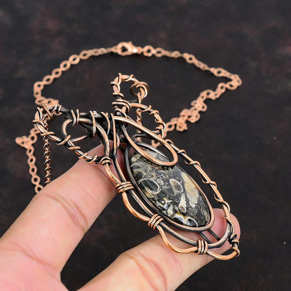 Ожерелье из агата Туррителла, обернутое медной проволокой, регулируемое ожерелье с драгоценным камнем, медные украшения, ожерелье ручной работы, украшения в технике wire wrap, подарки для жены