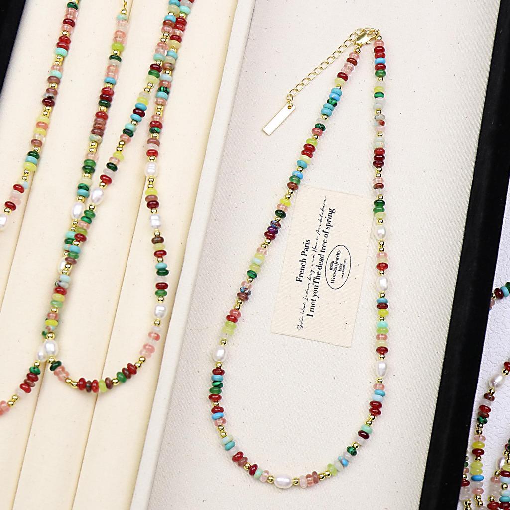 Красочное ожерелье-чокер из натурального камня и жемчуга с дофаминовыми бусинами - Женский чокер высокого класса