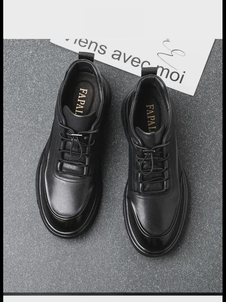 Мужские кроссовки из натуральной кожи: Модные повседневные и деловые туфли в британском стиле с круглым носком.