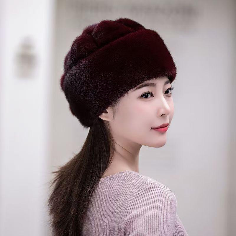 Шапка женская зимняя теплая из норки, флисовая хлопковая шапка из норки