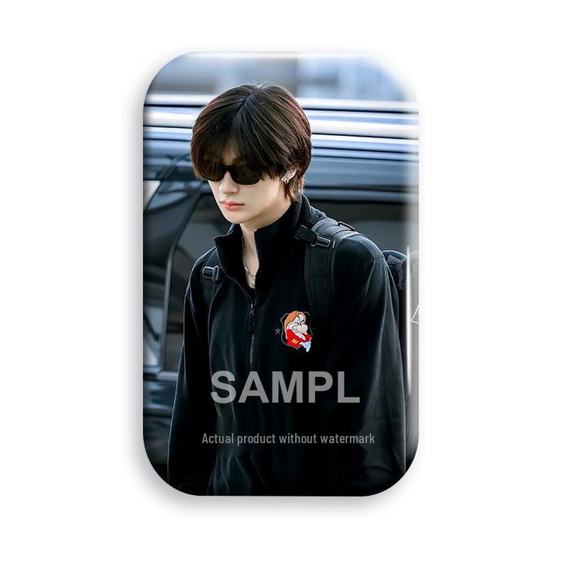 Li Canrong Concert Star Badge Laser Sticker Brooch Ornament