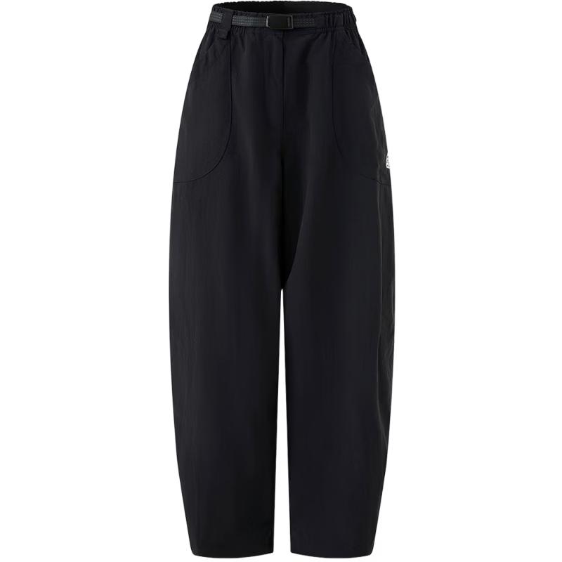Nike Women's Loose Fit Straight Leg Cargo Athletic Pants