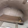 [Pre-Owned] Cabas Brand Micro Logo Adjustable Shoulder Strap Grain Leather Crossbody Tote Bag - Very Good #19TNKDA