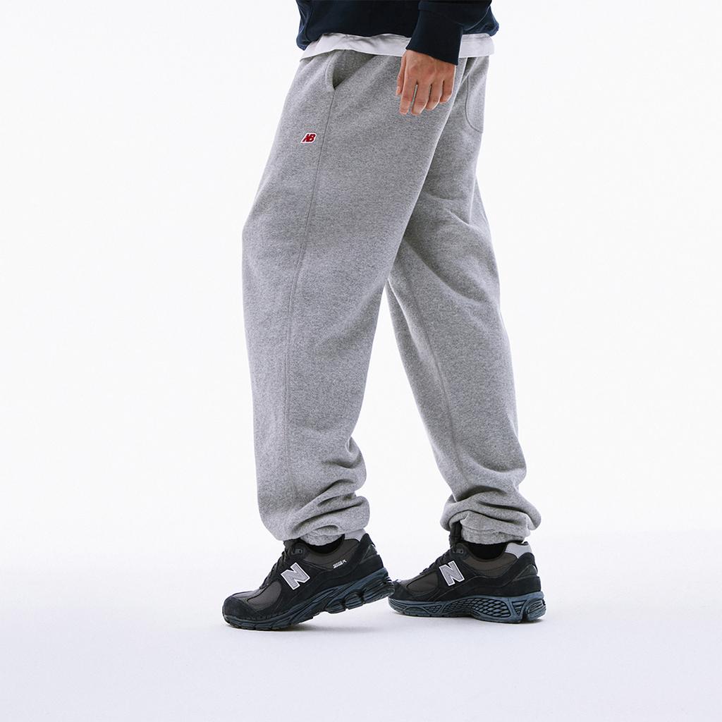 New Balance 2002R Черно-серые кроссовки унисекс M2002RBV