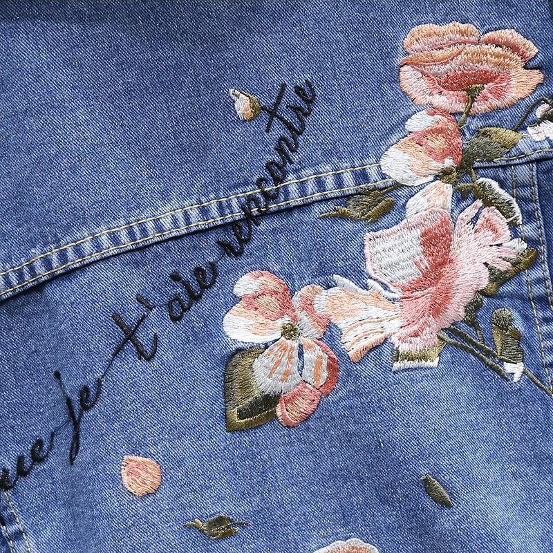 Женская джинсовая куртка Весна и Осень Повседневная Универсальная Вышитая Ретро Средней длины Топ