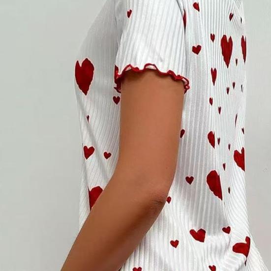 Женская ночная рубашка контрастного цвета с принтом в виде сердца, сборками по краю, декором в виде банта, разрезом по низу, свободные короткие рукава, летнее платье для сна