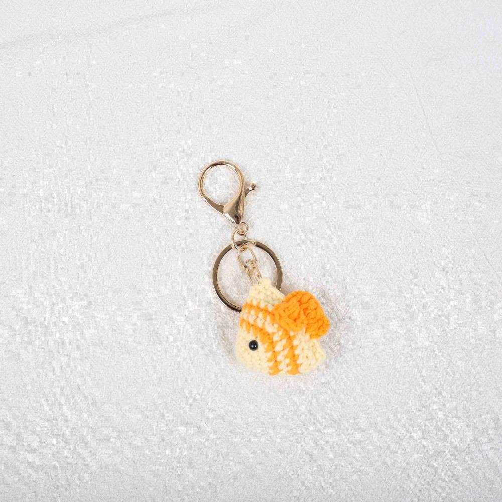 Handmaking Mini Fish Keychains Tropical Fish Knitted Fish Pendant Crochet Keyrings Backpack