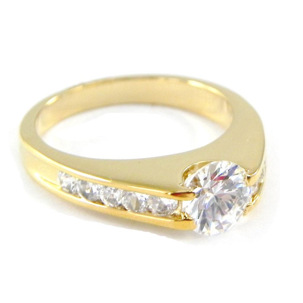 Solitaire Gold Plated 'Unique' Golden White - 7 Mm