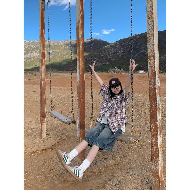 Клетчатая рубашка с коротким рукавом для женщин, летний модный бренд для подростков, учащихся средних и старших классов. Красивая верхняя одежда, свободная Гонконг