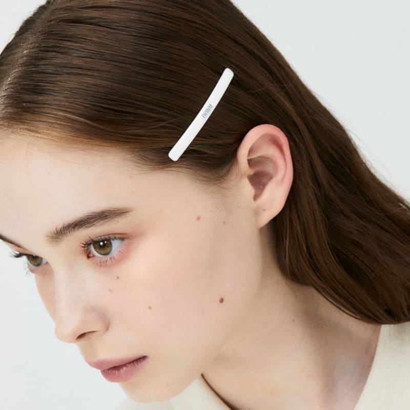 DNINI Simple Lettering Barrettes(White)