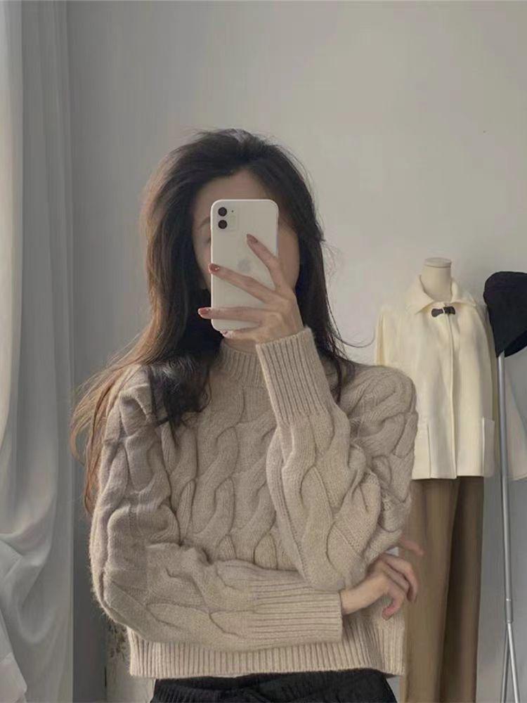 Women's Retro Korean Style 100% Wool Cable Knit Sweater - Petite Short Autumn Winter Top