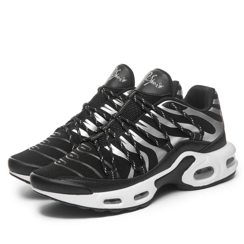 Men Sneakers Running Fashion Outdoor Jogging Sports Shoes Mesh Breathable Cushioning Black Basket Footwear Male Plus Size 39-46