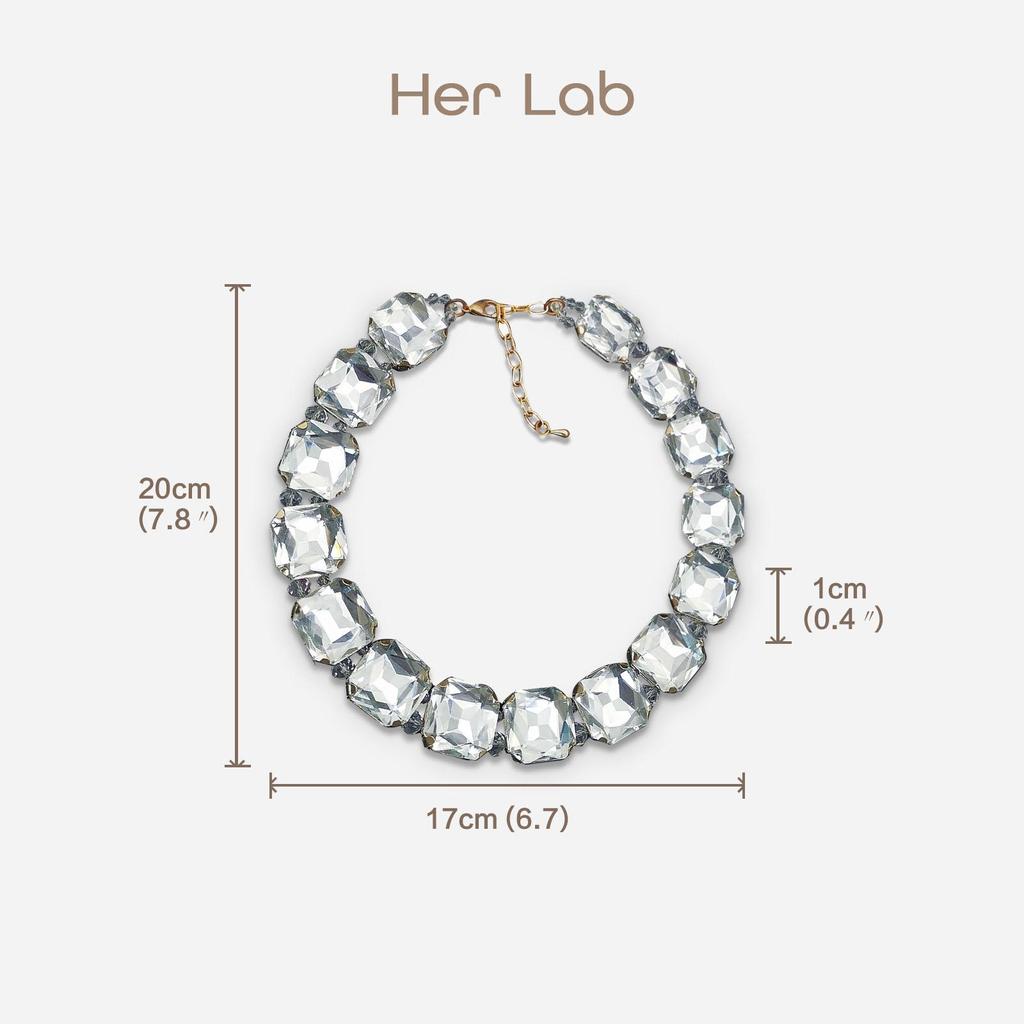 Her Lab | Квадратное сверкающее кластерное ожерелье с кубическим цирконием и красными цепочками для женщин