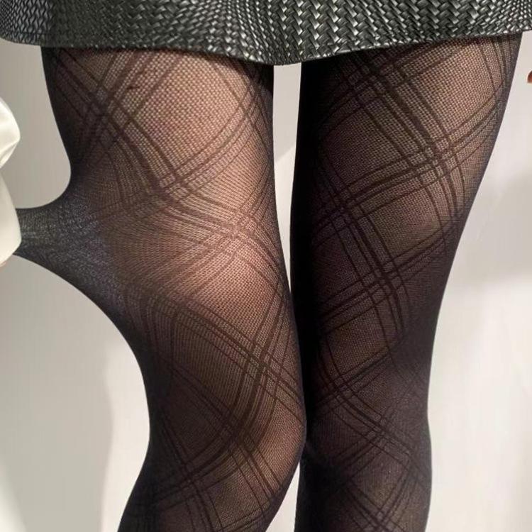 Women's Large JK Sweet Style Black Rhombus Bottoming Stockings for Spring, Autumn, and Winter - All-Match Lolita Socks