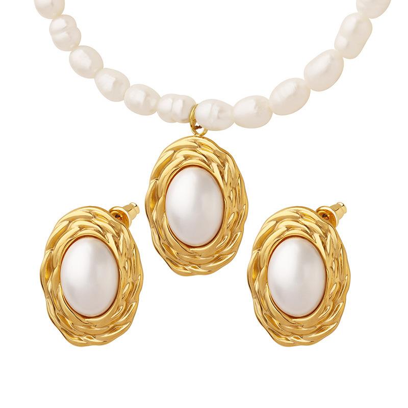 New Arrival Fashion Stainless Steel Necklace and Earrings Set Trending Pearl Jewelry for Women for Weddings and Parties