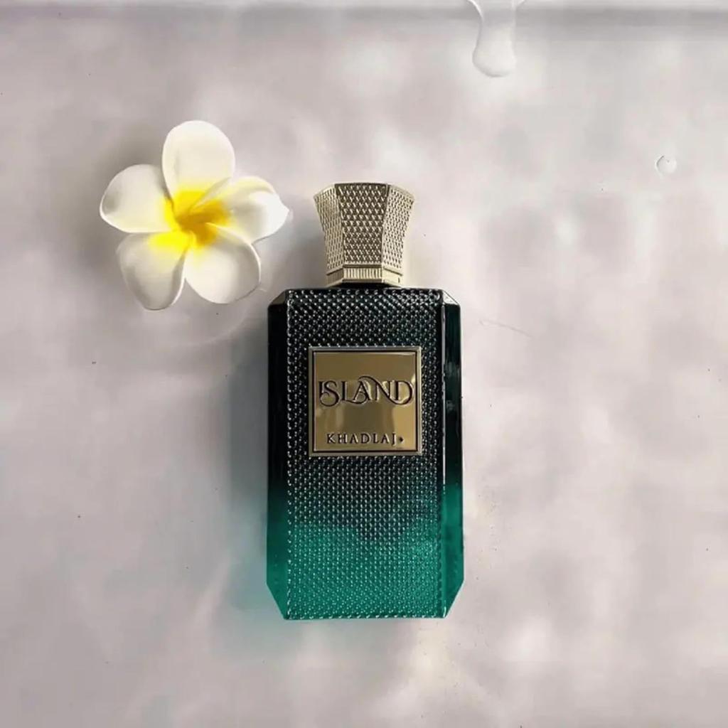 Khadlaj Island Vanilla Dunes Extrait De Parfum 100ml – Warm Spicy Vanilla Unisex Fragrance, Long-Lasting Gourmand Scent less