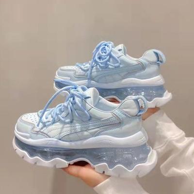 Женская обувь – Кроссовки