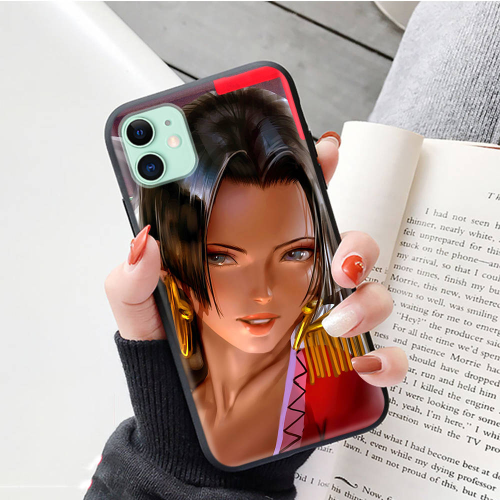 Черный чехол для Xiaomi Poco X6 X4 M5 M6 F5 F6 C65 C55 C50 C51 C40 Pro Redmi 14C A3X 13C 12C 11T 10A 9C Note 7 6 8A Plus W-74 One Piece Nami Hancock