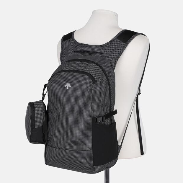 Легкий рюкзак Descente Rip (19л с мешком) Черный Тип B Sr323Ubp71