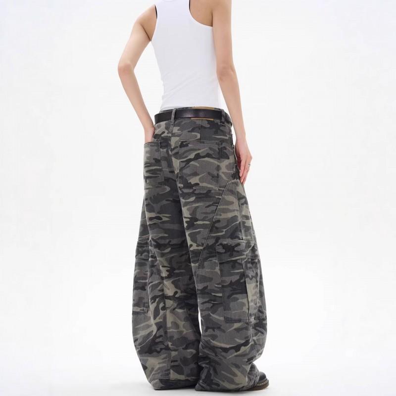 Unisex Relaxed Fit Cargo Jeans With Camo Print Distressed Wide Leg Denim Pants Streetwear