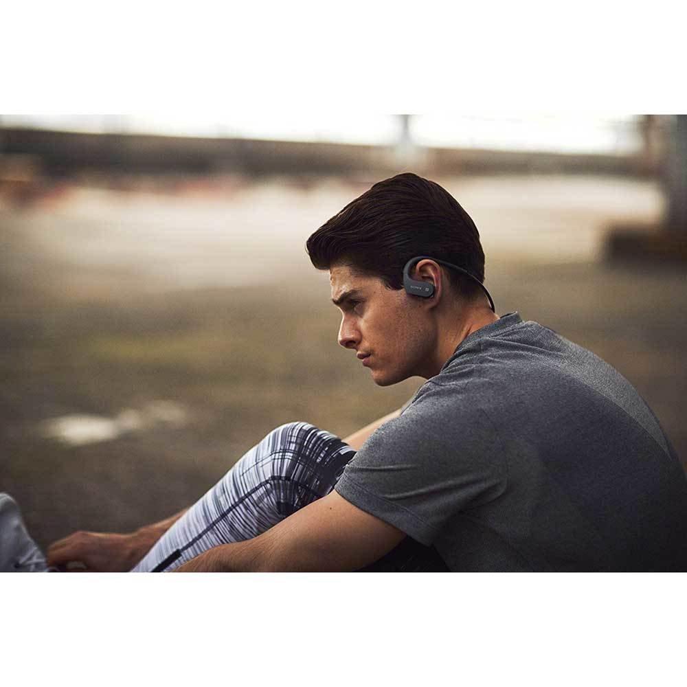 Sony Walkman с наушниками серии W 4 ГБ спортивный MP3-плеер Совместимость с Bluetooth, устойчивый Оснащен функцией внешнего звукозаписи Черный B