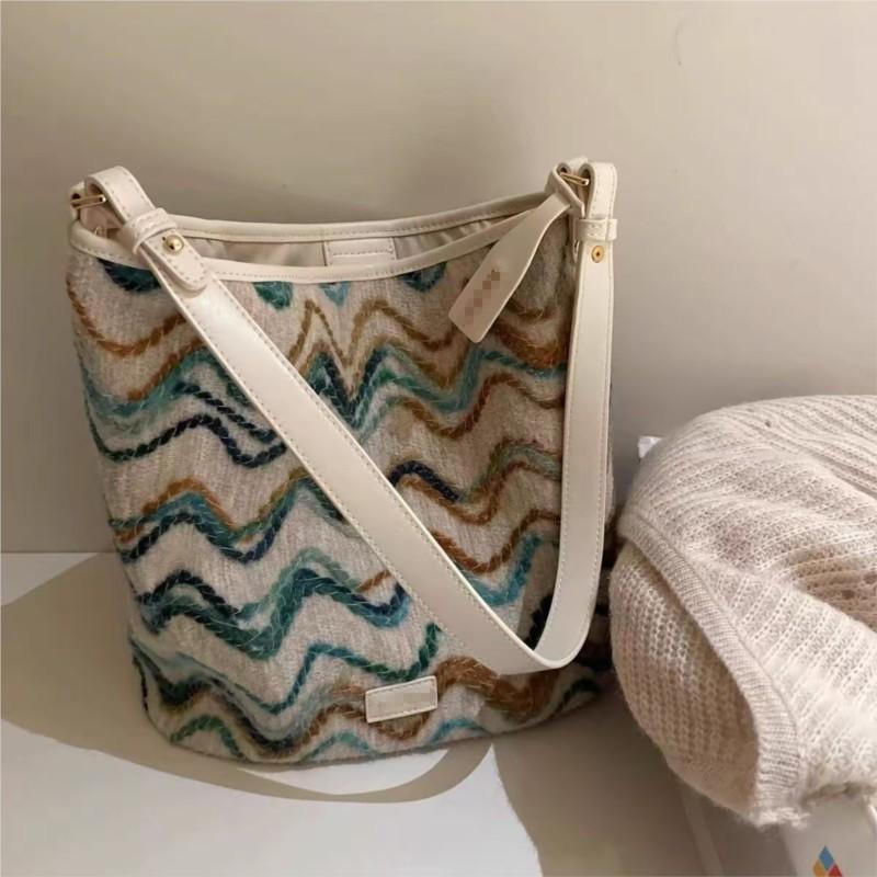 Retro Wave Pattern Beige Tote Bag Women Bohemian Large Capacity Bucket Shoulder Bag Ladies Fashion Premium Casual Crossbody Bags