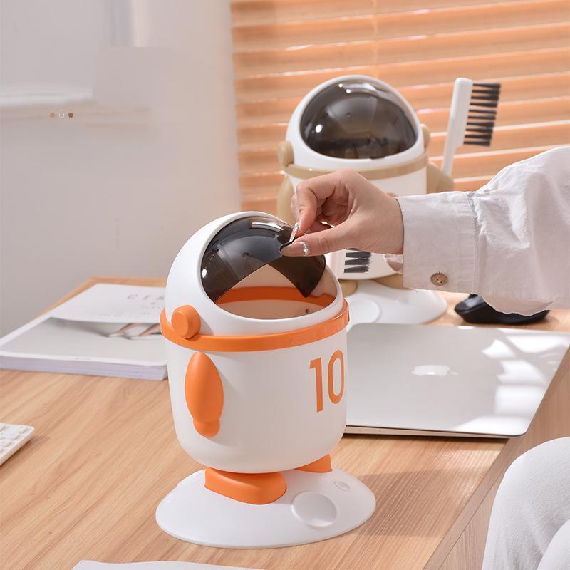 Бытовой пластиковый мусорный бак в форме астронавта с крышкой для офиса, общежития, спальни, милая креативная раскладывающаяся бумажная корзина, сенсорный мусорный бак