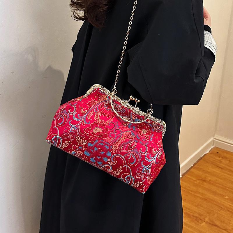 Новая сумка-ракушка в китайском стиле в национальном стиле 2024 года, новая зимняя сумка-цепочка с цветочной инкрустацией и бриллиантами, сумка через плечо, женская сумка-мессенджер