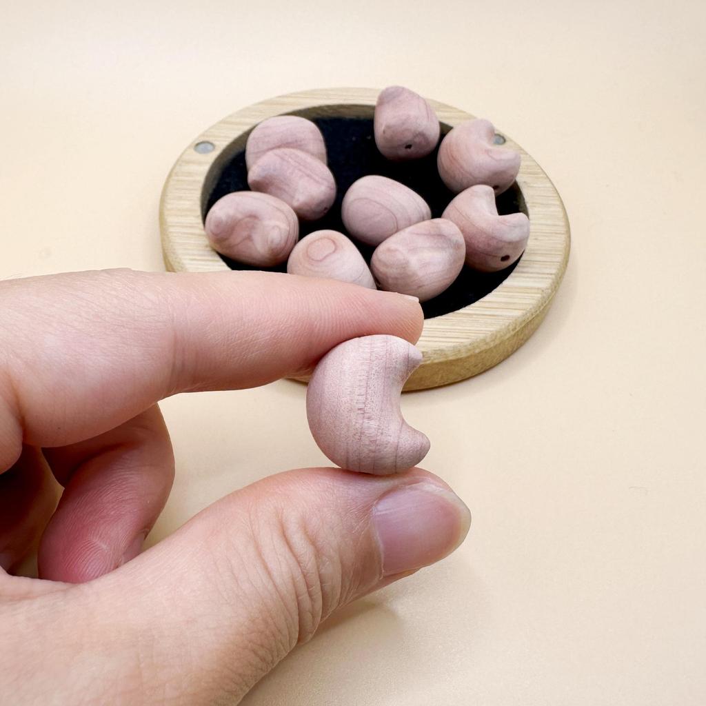 Кулон Руи из палисандра и агарового дерева с инкрустированными Пятью Сутрами - Сандаловое дерево, аксессуар для украшений Руи