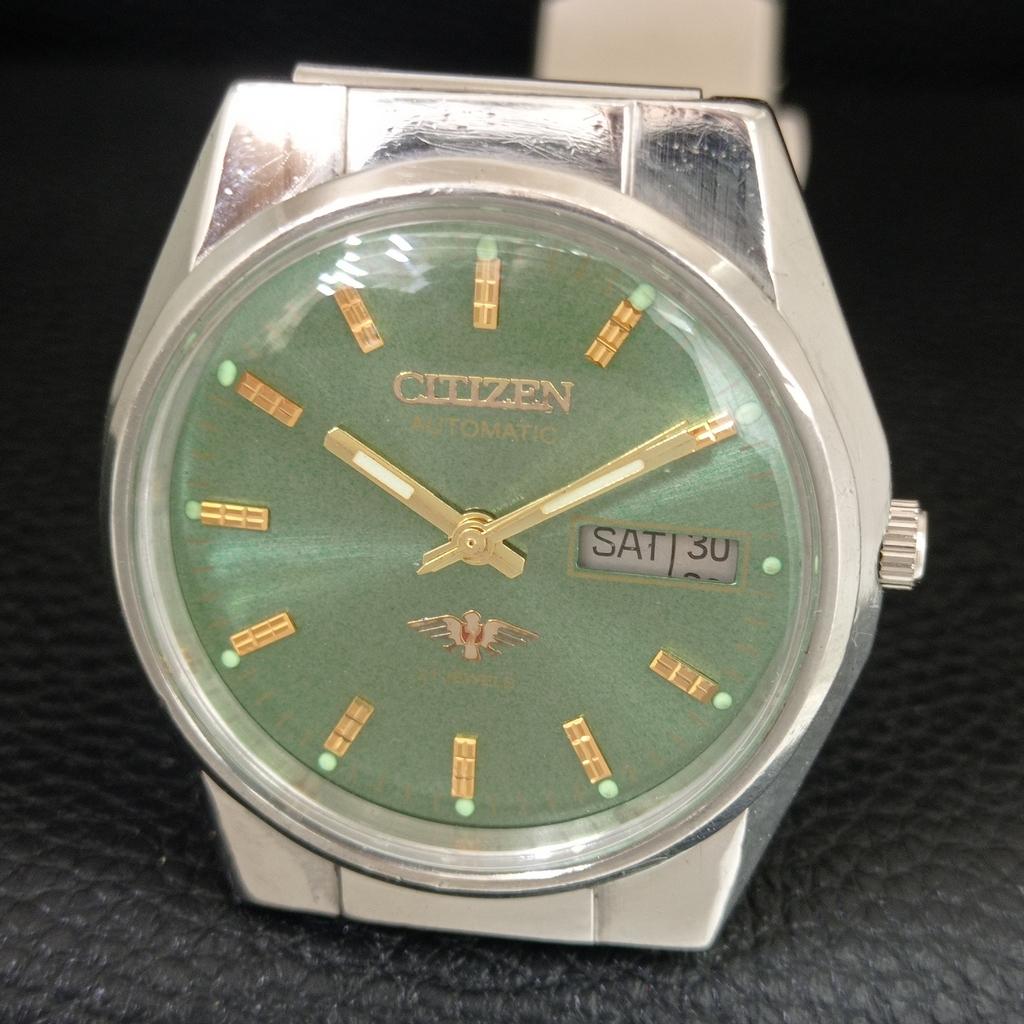 ОРИГИНАЛЬНЫЕ ВИНТАЖНЫЕ АВТОМАТИЧЕСКИЕ ЧАСЫ CITIZEN 8200 ЯПОНИЯ МУЖСКИЕ ЗЕЛЕНЫЙ ЦИФЕРБЛАТ a709330-1