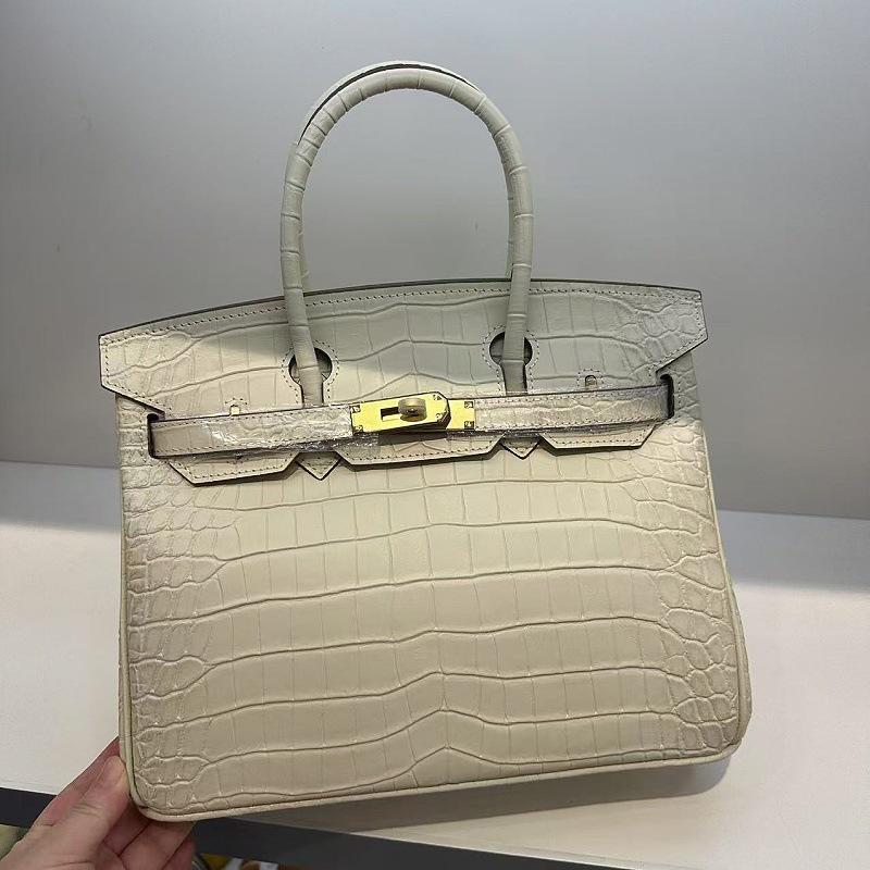 First Layer Cowhide Alligator Pattern Matte Portable Shoulder Messenger Women's Bag Cross-border Premium