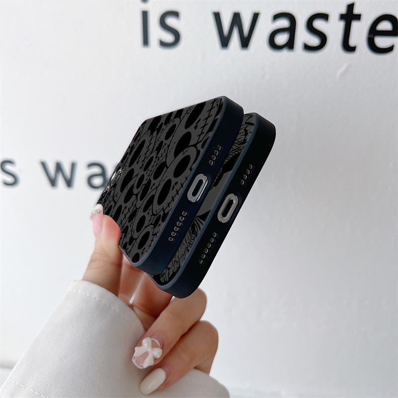 Halloween Bone Skull Phone Case for iPhone 11 13 15 16 17 Pro Max Cases Coque 14 Plus 17Air 13 Pro 12 11 XS 17Pro TPU Soft Cover