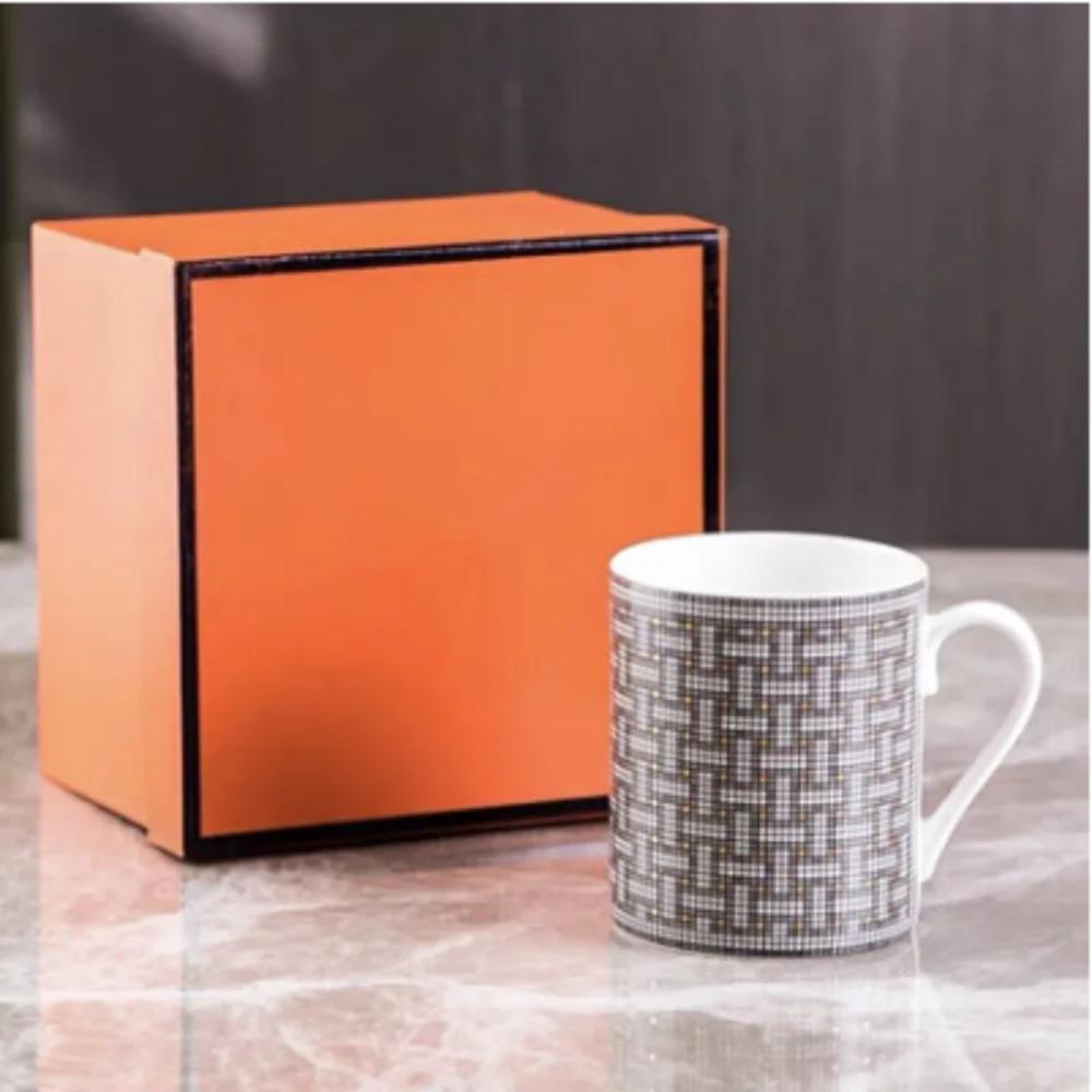 Элегантная керамическая кружка в европейском стиле, роскошная кофейная чашка из костяного фарфора, чашка для завтрака и молока, мозаичный дизайн, брендовая подарочная коробка