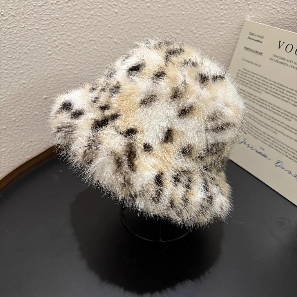 2025 Winter Puffy Faux Fur Bucket Hats Women Fashion Leopard Print Plush Sun Hats Thickened Warm Imitation Fur Panama