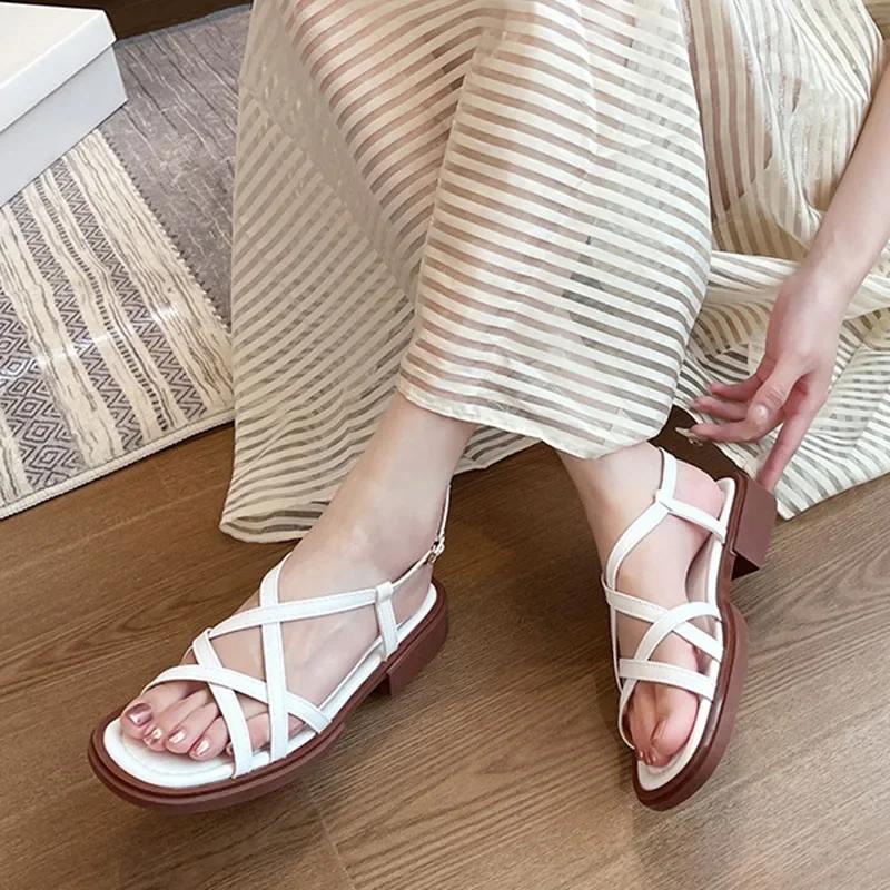 Модные ретро летние сандалии De Mujer 2024, тонкие римские туфли с перекрестными ремешками, повседневные босоножки на низком толстом каблуке, женские однотонные туфли с открытым носком