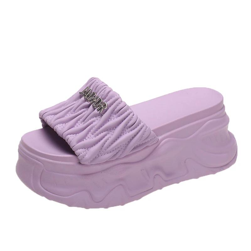 Модные 7 см шлепанцы женские тапочки на очень высоком каблуке туфли на платформе танкетки пляжная обувь плиссированные сандалии летние новые массивные туфли женские