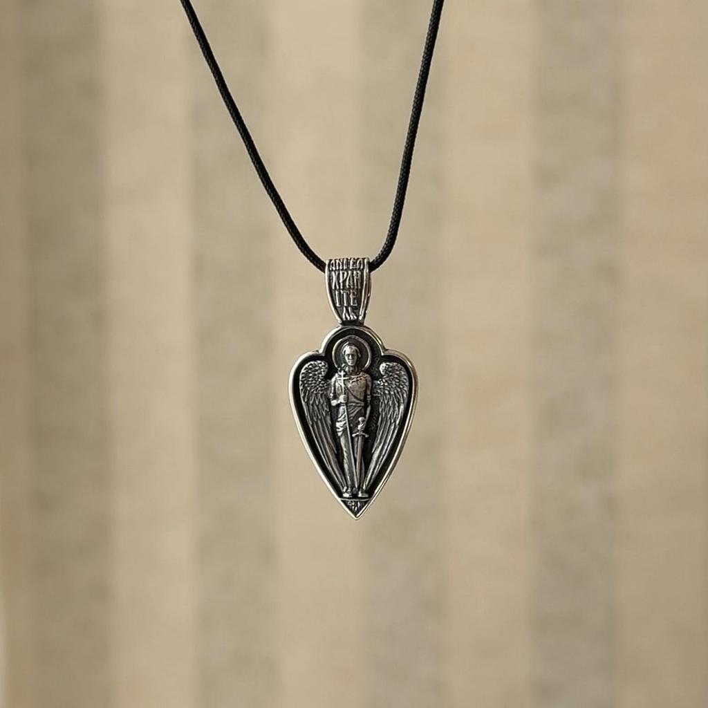 Серебряная подвеска без камней (2156536)