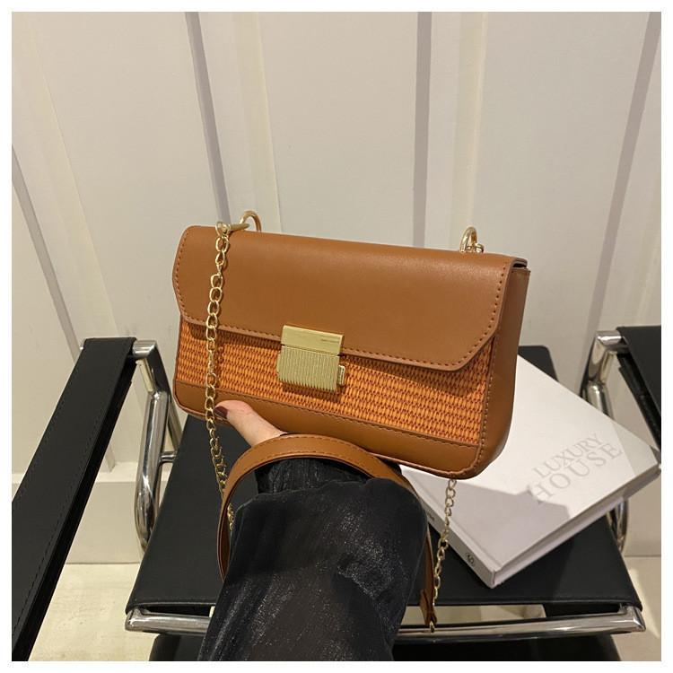 Stylish Urban Chic Small Crossbody Bag Retro Fashion Pu Leather With Lock Closure