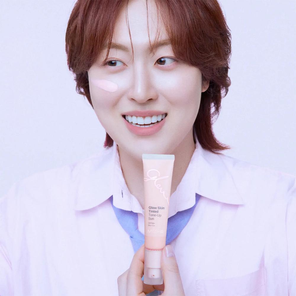 MISSHA Glow Skin Тонирующий санскрин 30 мл (SPF50 + / PA ++++)