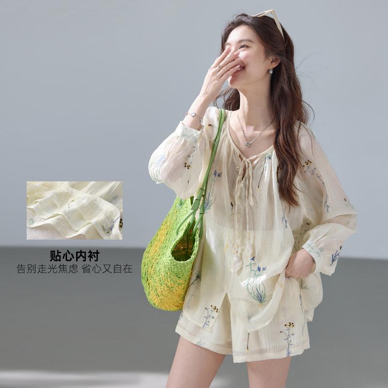 French Vacation Style Lyocell Sun Protection Embroidered Long-Sleeved Shirt and Elastic Waist Lined Shorts Two-Piece Set for Summer