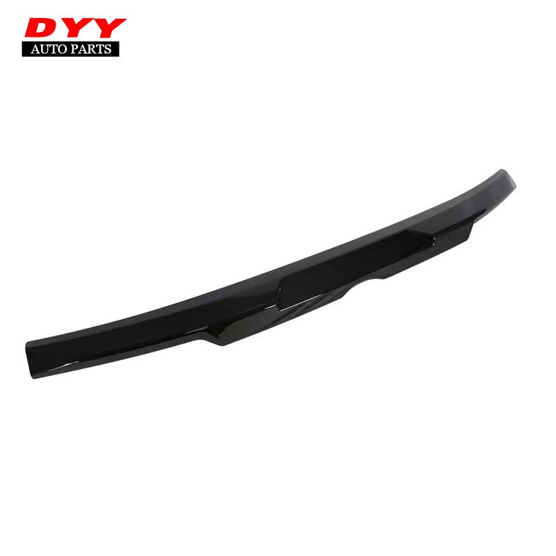 Задний спойлер-ветроотбойник для Toyota Land Cruiser LC300 (Модель 22)