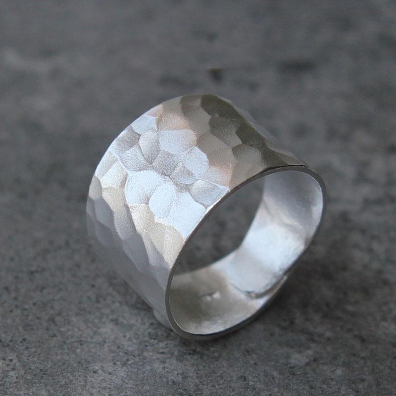 Оригинальное белое модное широкое кольцо с узором «молоток» для мужчин и женщин в стиле унисекс, простое классическое кольцо, ювелирные изделия для банкета