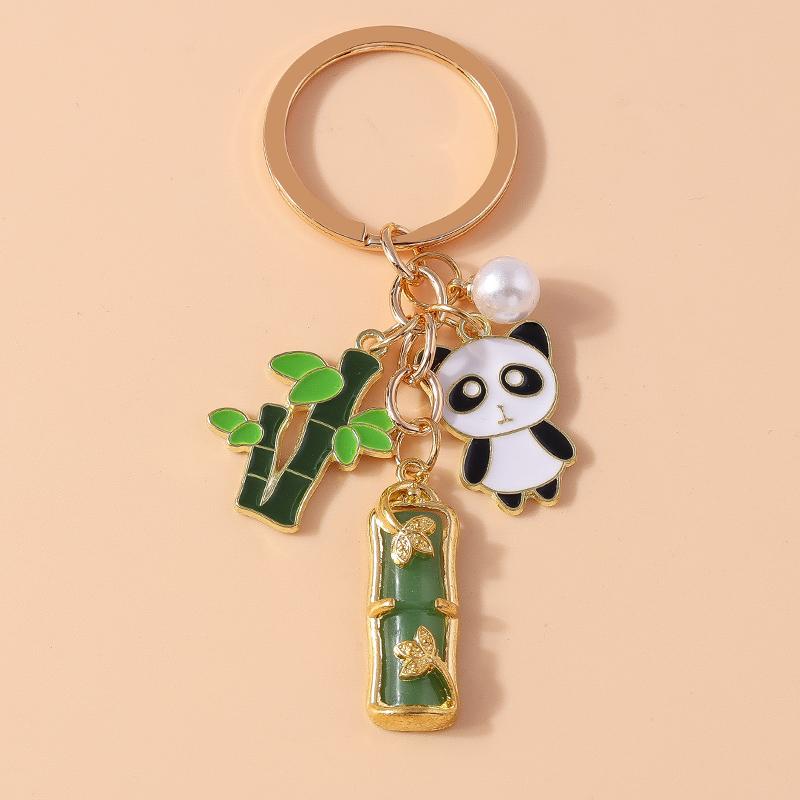Lovely Enamel Panda Keychain Bamboo Keyring for Men Women Car Key Holder Handbag Pendant DIY Handmade Jewelry Gift