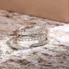 Huitan Fashion Surround Shaped Finger Rings for Women Блестящие кристаллы CZ Свадебные кольца для свадебной вечеринки Ювелирные изделия оптом Распродажа