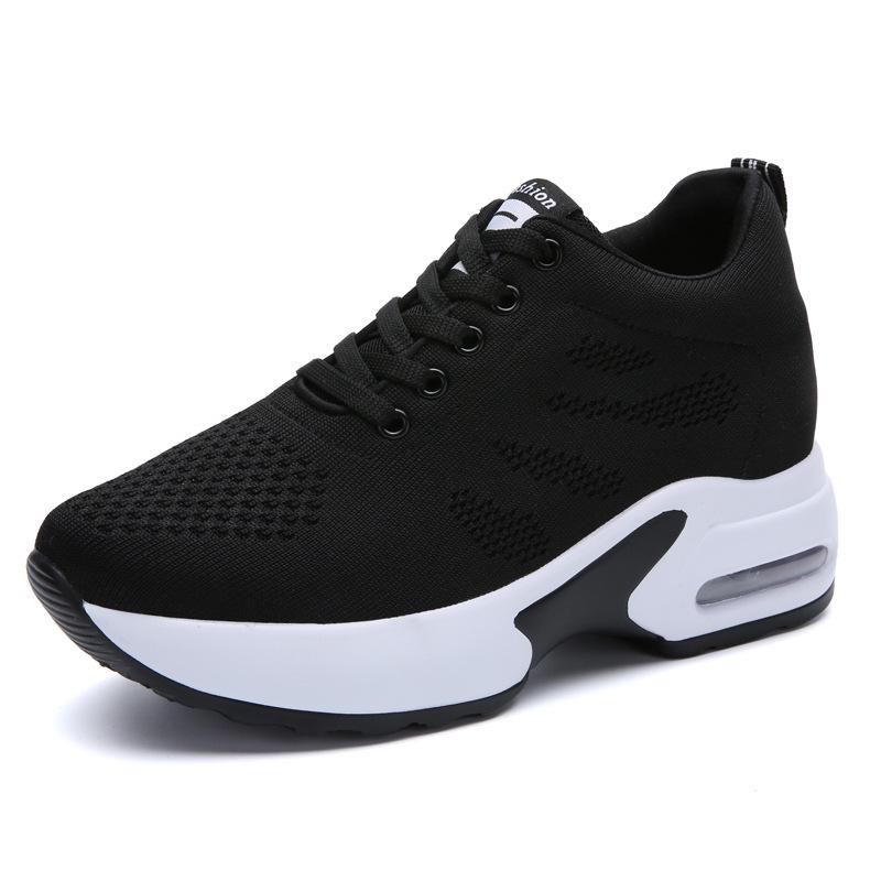 New Platform Sports Shoes, Breathable Casual Shoes, Ladies' Fashionable Shoes with Higher and Higher Height.