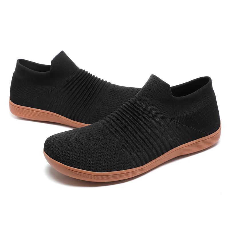 New outdoor casual wear-resistant breathable widened fly-woven non-slip low-top couple shoes men's shoes